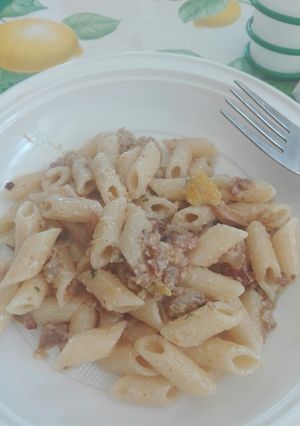 Foto di Pasta melanzane e noci