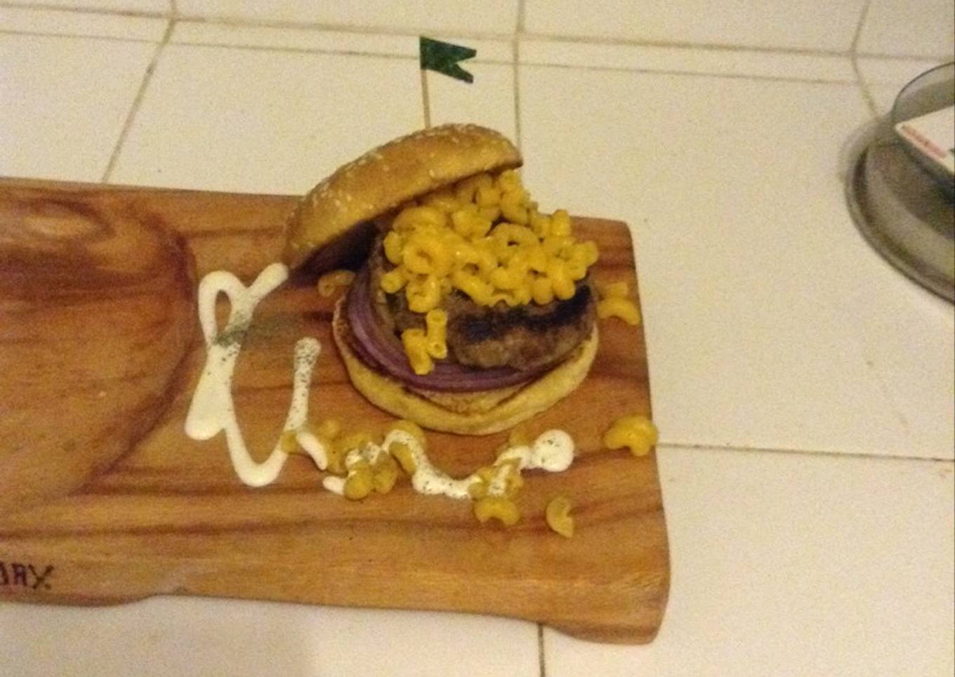 Mac & cheese Burger