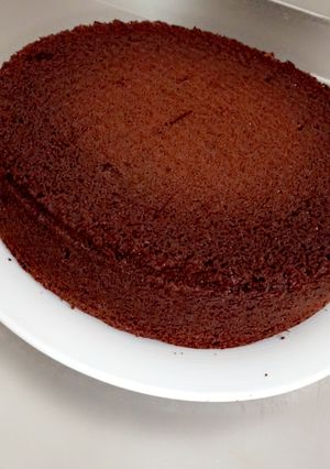 صورة لوصفة كــيكة الشوكولا 🍫ونكهة النسكافيه بسيطه جداً
