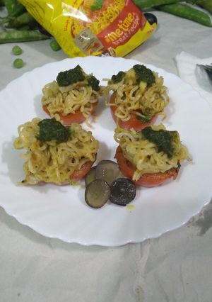 টমেটো ম্যাগি টপআপ (Tomato maggie topup recipe in Bengali) রেসিপির প্রধান ছবি