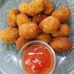 A picture of Crispy potatoes roll.