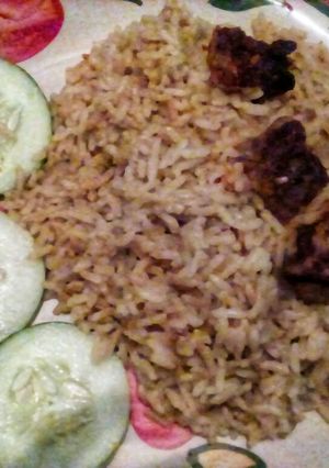A picture of Onion Curry Rice and Smoked Beef.