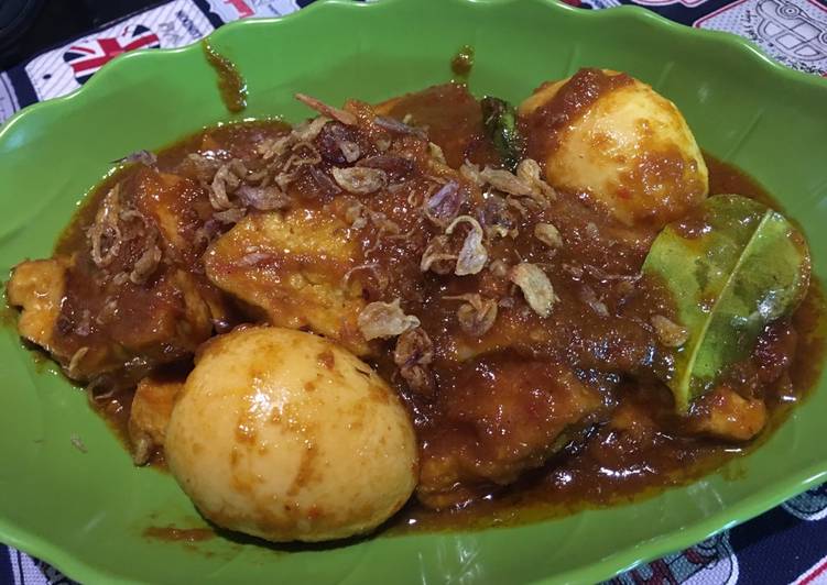 Tahu Telur Bumbu Bali