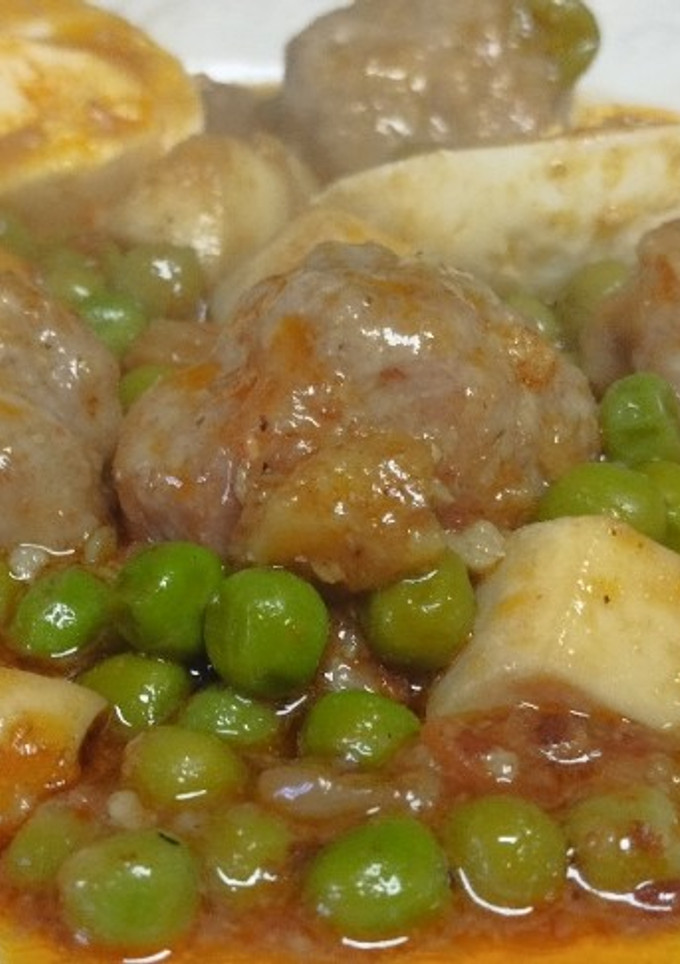 Una foto de Albóndigas con sepia
