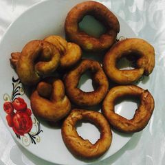 A picture of Home made doughnuts.