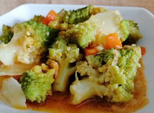 Foto principal de Romanesco con patatas
