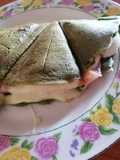Panqueques de espinaca rellenos en la mixtera (rápido y fácil)