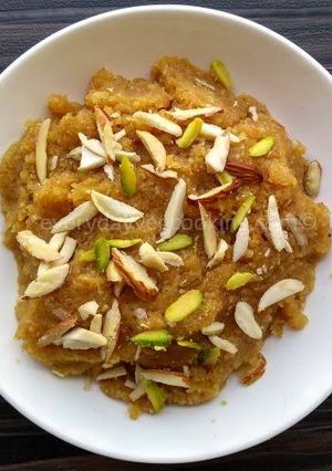 A picture of Moong dal halwa.