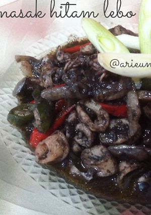 Foto resep Cumi masak hitam lebo