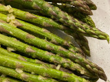Espárragos al ajillo