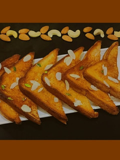 झटपट शाही टोस्ट(jhatpat Shahi toast recipe in hindi) रेसिपी मुख्य फोटो