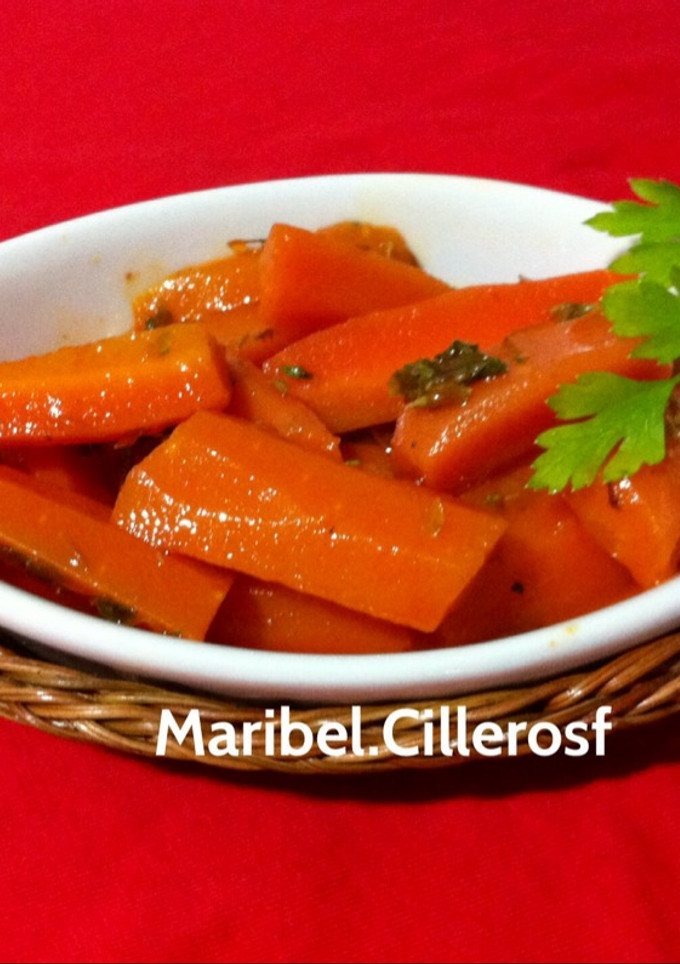 Una foto de Zanahorias encurtidas caseras