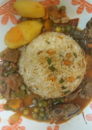 A picture of African beef stew.