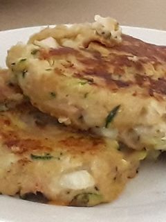 Una foto de Hamburguesas de pavo, cebolla y calabacín