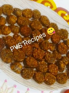 पौष्टिक कोथिंबीर वडी (kothimbir vadi recipe in marathi) रेसिपी चे मुख्य फोटो