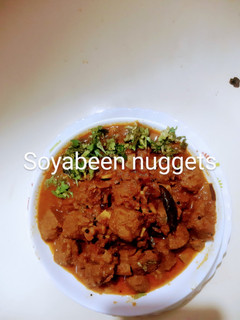 सोयाबीन नुग्गेट्स(soyabean nuggets recipe in hindi) रेसिपी मुख्य फोटो