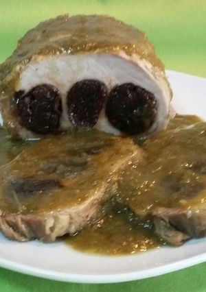 Foto principal de Lomo relleno con ciruelas
