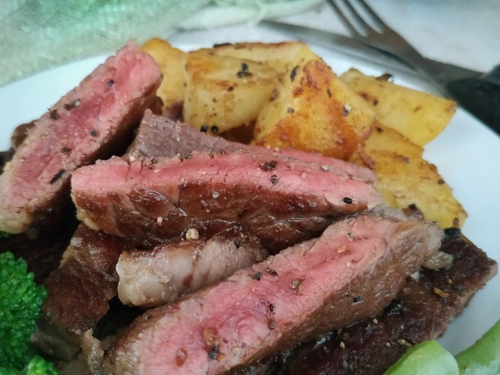 Langkah Gampang Membikin Resep Steak homemade yang Bikin Ngiler Anti Ribet, Mantap