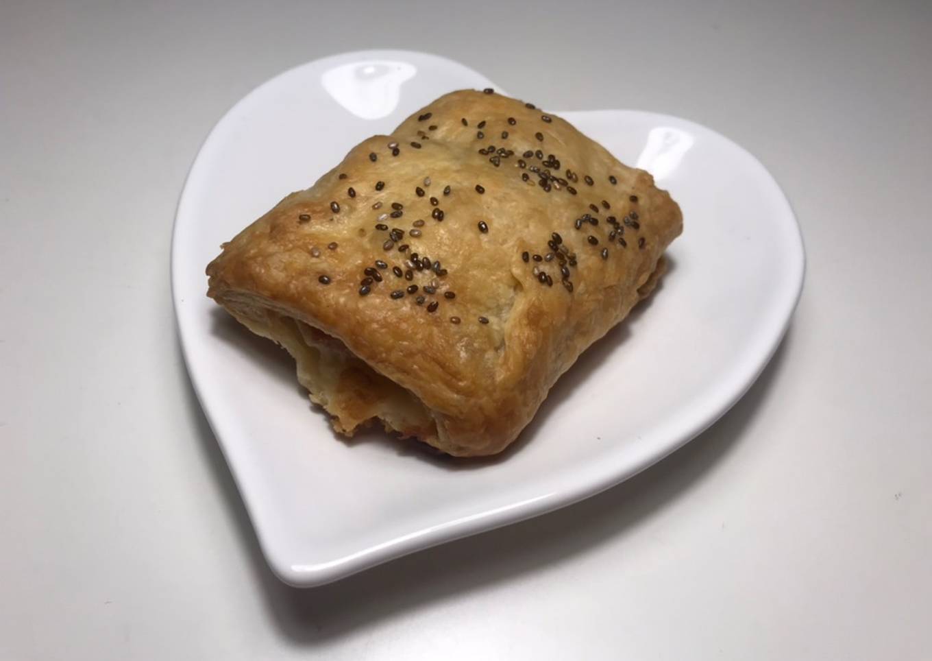 Napolitana de jamón y queso