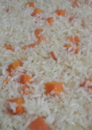 Una foto de Arroz blanco con zanahoria