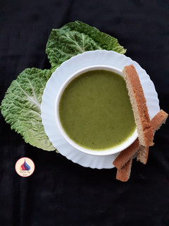 A picture of Lettuce Soup.
