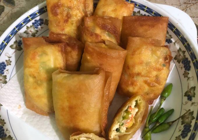 Langkah Mudah untuk Membuat Martabak sayur enak &amp; mudah, Bisa Manjain Lidah