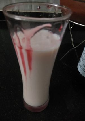 A picture of Sharbati milk.