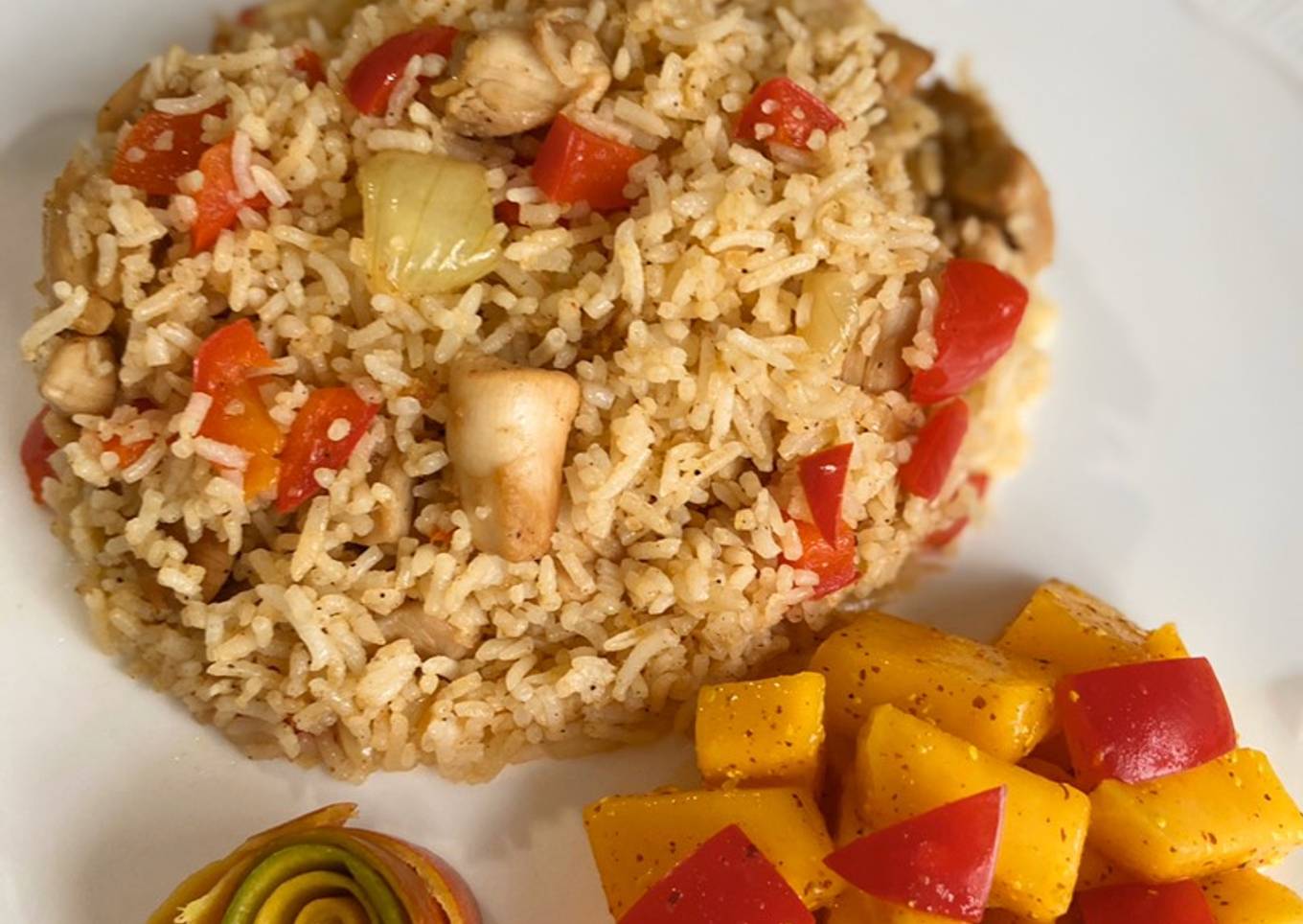 Chicken & Red Pepper fried rice with mustard mango salad
#mysterybag1