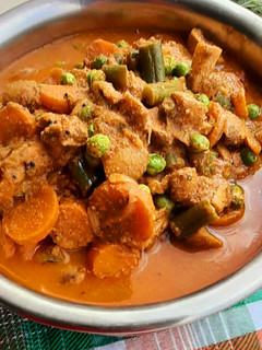 வெஜ் குருமா(veg kurma recipe in tamil) செய்முறை முக்கிய புகைப்படம்