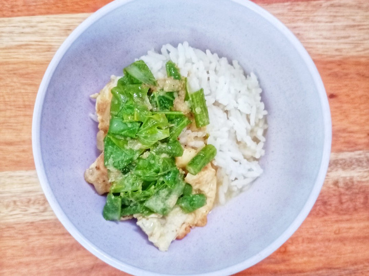 Cara Gampang Menyiapkan Day. 293 Gulai Daun Singkong Telor Ceplok (15 month+) yang Lezat