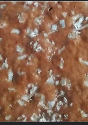 Una foto de Besitos De Coco Venezolanos (Versión Torta)