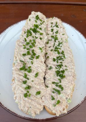 A picture of Tuna spread.