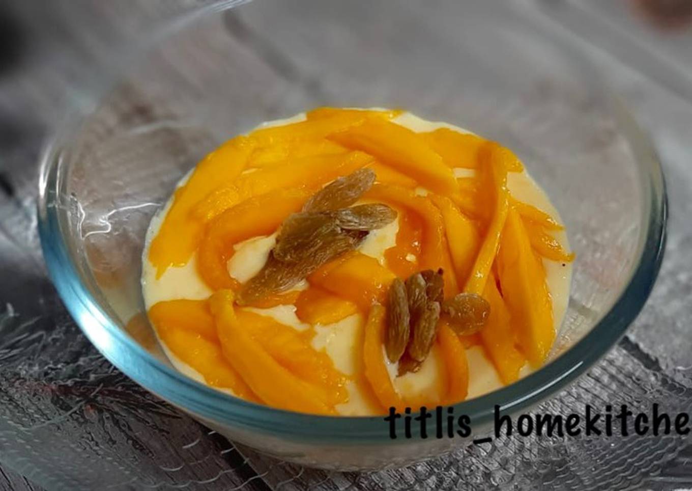 Three Color Mango Raisin Custard