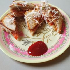 A picture of Cheesy sandwich.