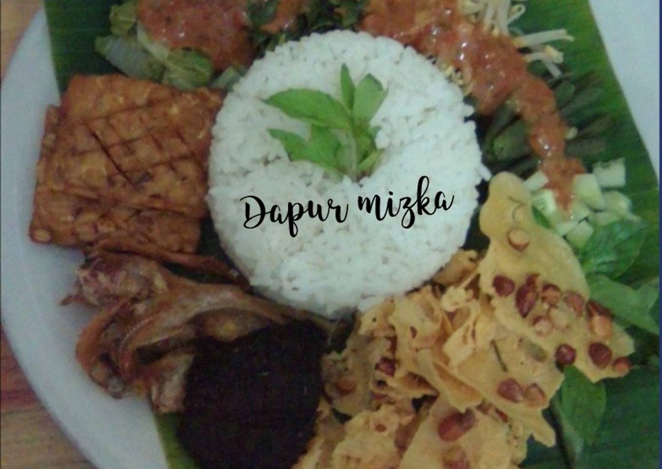 Nasi pecel komplit