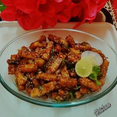 A picture of Dragon Paneer Chilli.