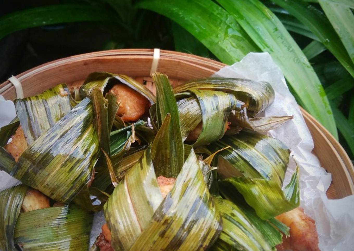 Ayam goreng pandan
