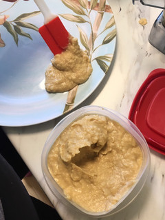 A picture of Hummus.