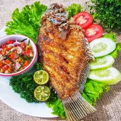 A picture of Gurame goreng sambal matah.