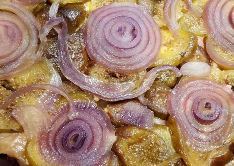 Comment Servir Tarte tatin figues/oignon/ chèvre/bacon