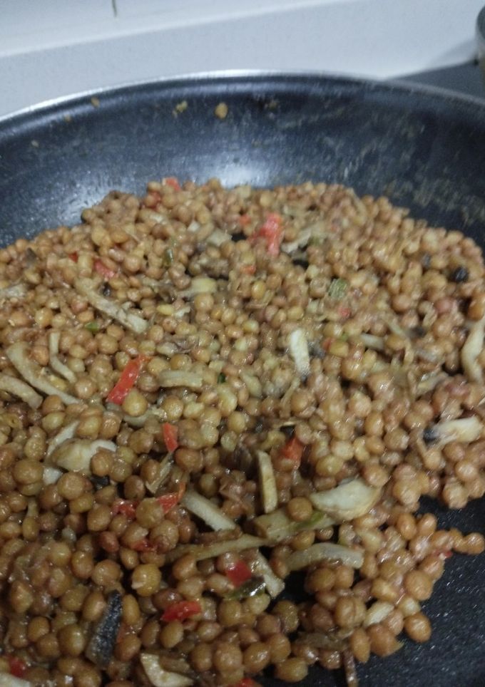 Una foto de 🥣 Lentejas con champiñones