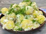 Як смачно приготувати молоду картоплю/Найсмачніший рецепт молодої картоплі за бабусиним рецептом)