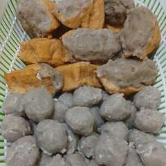 รูปของ Pentol dan tahu pentol