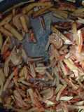 TUMIS KENTANG, WORTEL, DAN LOBAK MERAH (SAUTE POTATOES, CARROTS, AND RED RADISM)