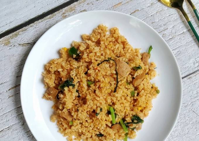 Resep 45. Nasi Goreng Kampung rasa Hotel oleh Dde Winda - Cookpad
