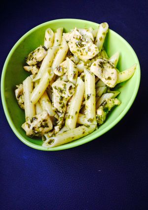 A picture of Pesto Chicken Penne.