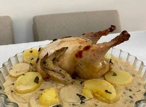 Foto de Galeto com sálvia e limão siciliano
