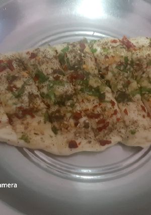 கார்லிக் சீஸ் பிரெட் (Garlic cheese bread recipe in tamil) செய்முறை முக்கிய புகைப்படம்