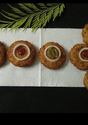 A picture of Potato Semolina Cutlets.