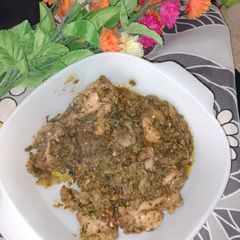 A picture of Green Chicken Karahi.